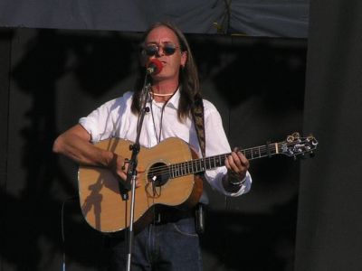 Dougie MacLean